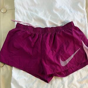 Nike Women's Athletic Shorts - dark fuscia /pink